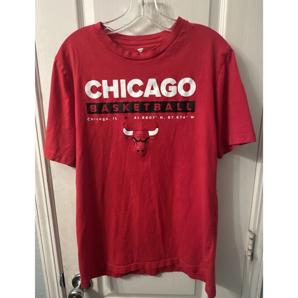 Men’s Red Chicago Bulls Basketball Tee Sz Large NBA Fanatics